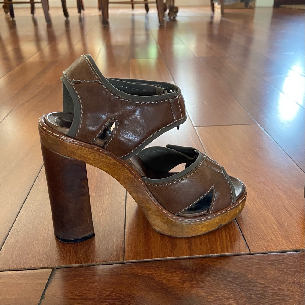 COPY - Chloe wooden heel sandals